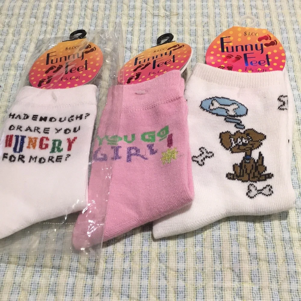 Funny Feet 3 Pr Girls Silly saying Socks NEW Sz 6-8/9-11 You Go Girl Puppy Love